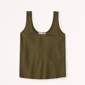 NWT Abercrombie Satin Scoopneck (M)